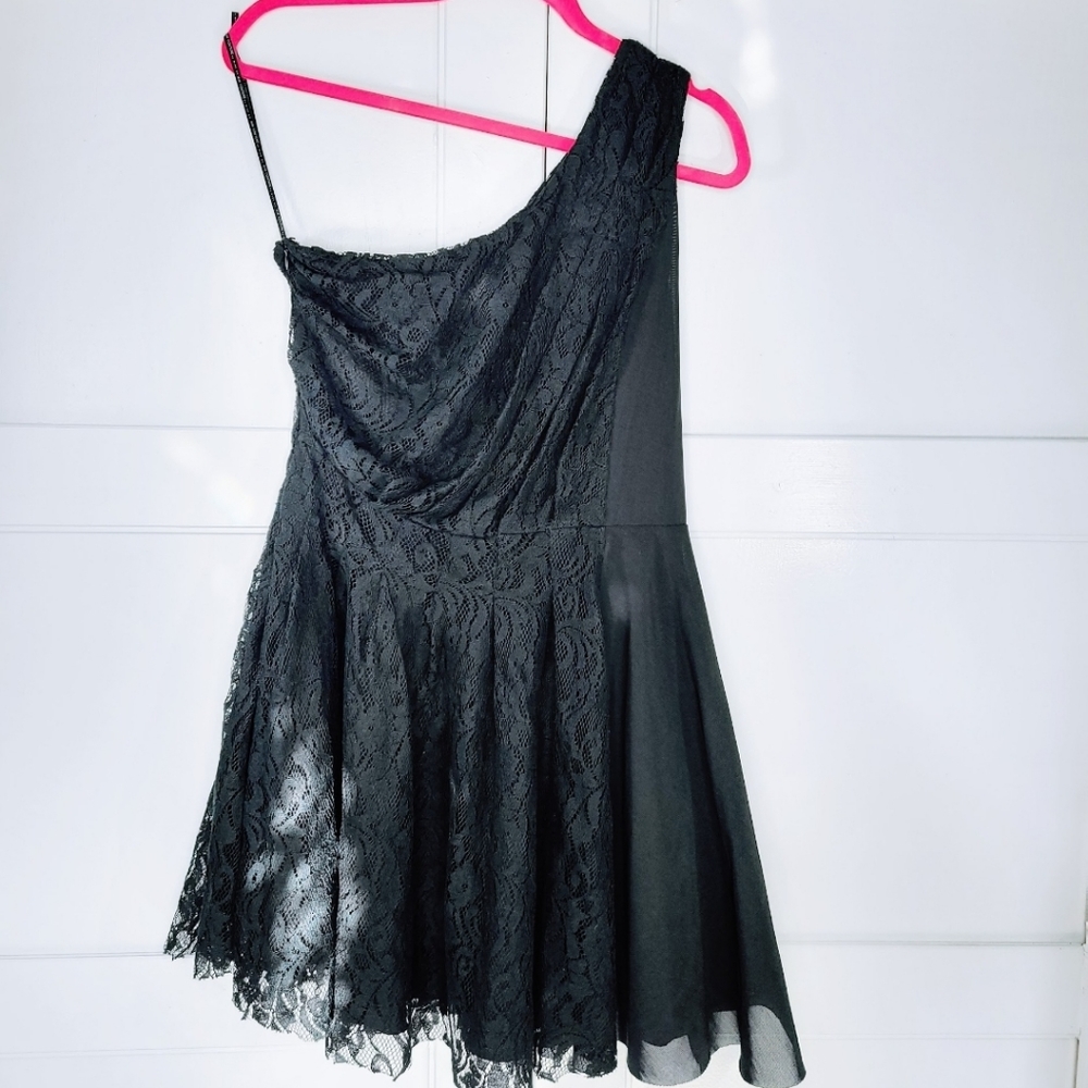 MM Couture by Miss Me one shoulder black cocktail dress. Lined lace and chiffon.